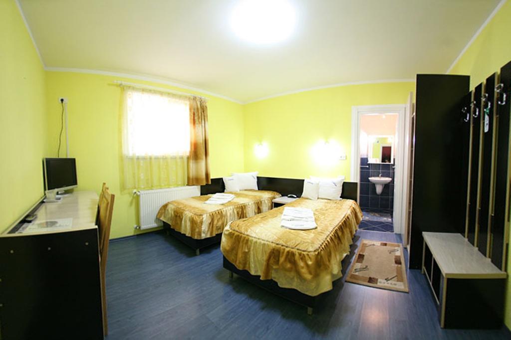 Pensiunea Soferul Norocos Bacău Habitación foto